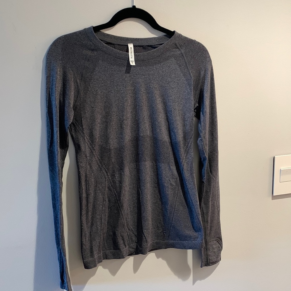 Athleta Grey Size Small long sleeve